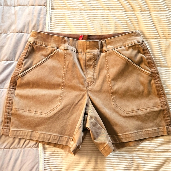 SPANX Brown Casual Shorts Size L - Picture 1 of 7